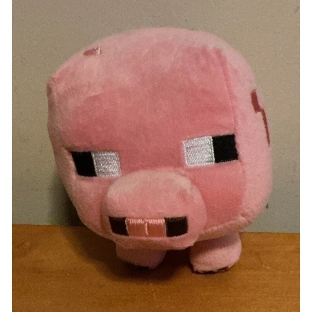 Minecraft Small Pig Plush 6" Long Stuffed Animal Doll (JazWares)